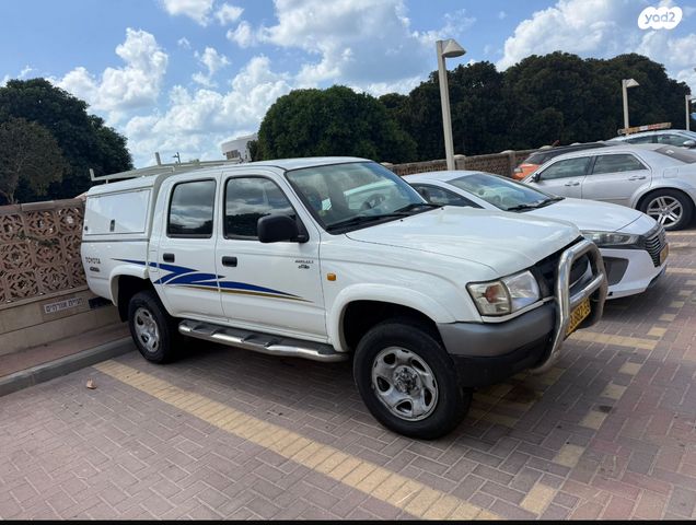 מודעת רכב טויוטה היילקס