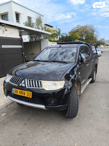 מודעת רכב מיצובישי טרייטון / L200