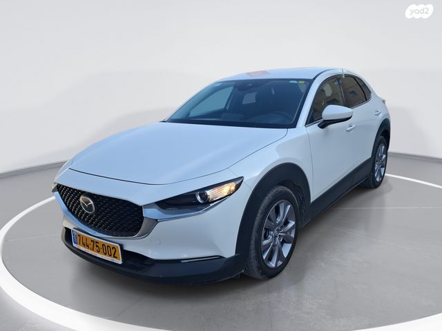 מודעת רכב מאזדה CX-30