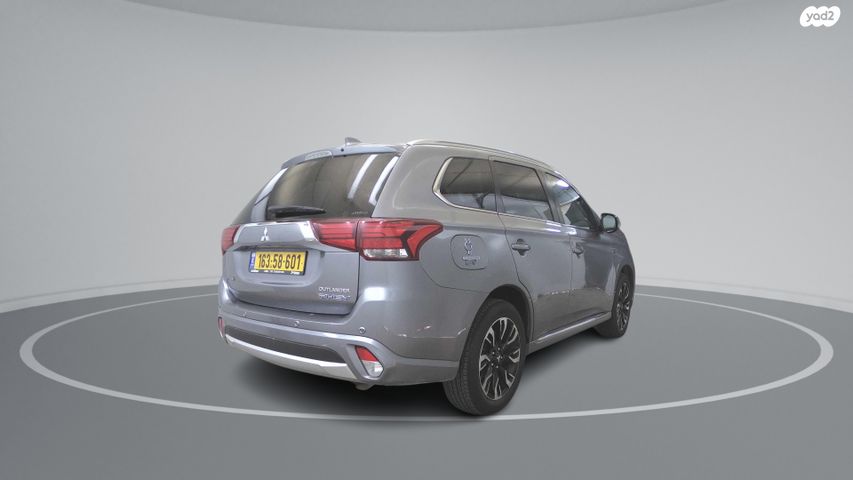 מיצובישי אאוטלנדר