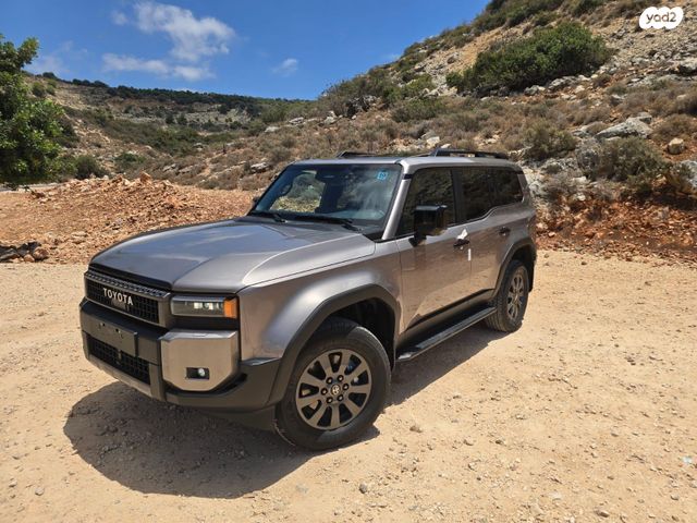 מודעת רכב טויוטה לנד קרוזר