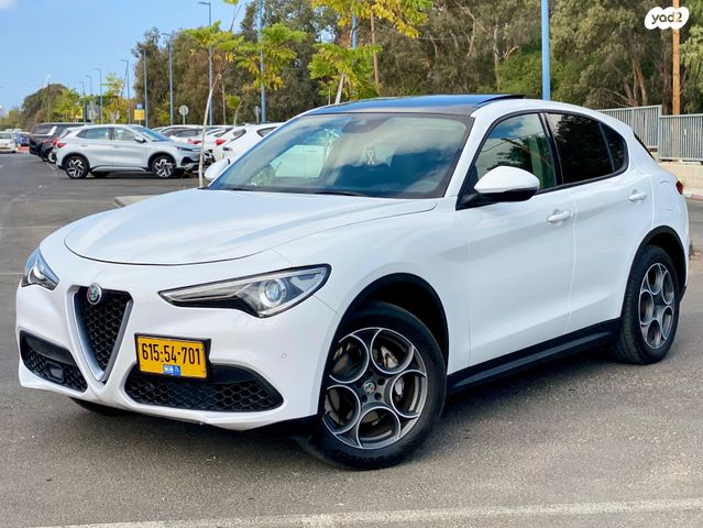 מודעת רכב אלפא רומיאו סטלביו