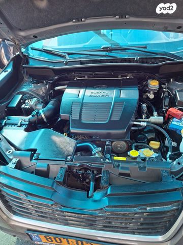 סובארו פורסטר