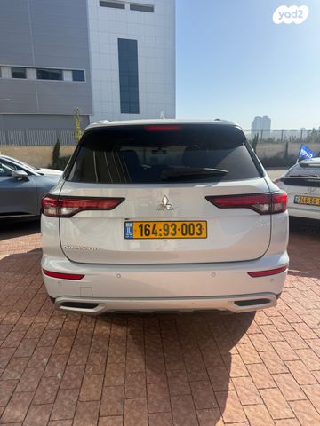 מיצובישי אאוטלנדר