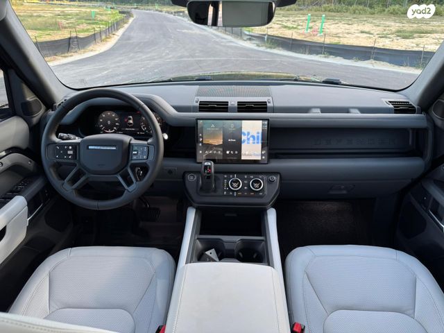 לנד רובר דיפנדר