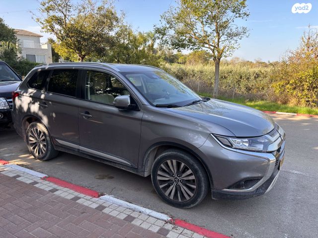 מודעת רכב מיצובישי אאוטלנדר