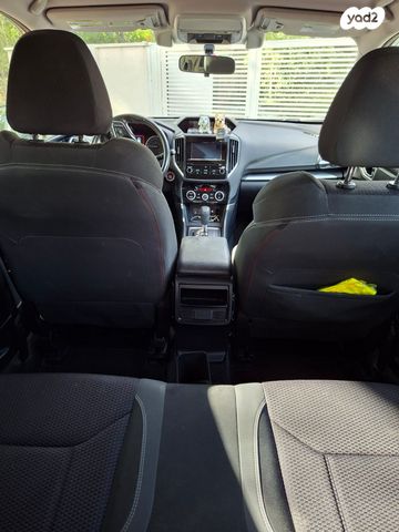 סובארו פורסטר