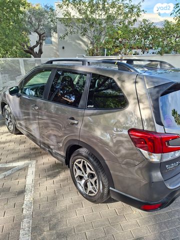 סובארו פורסטר