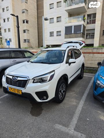 סובארו פורסטר