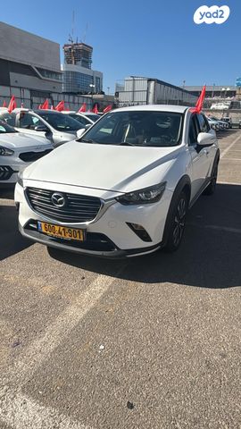 מודעת רכב מאזדה CX-3