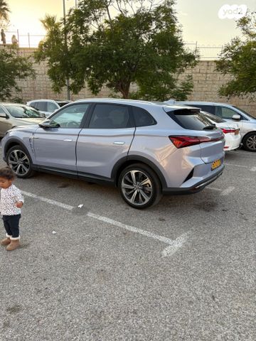 אם ג'י מארוול R