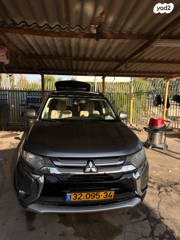 מיצובישי אאוטלנדר