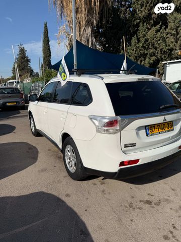 מודעת רכב מיצובישי אאוטלנדר 2