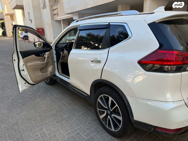 ניסאן אקס טרייל