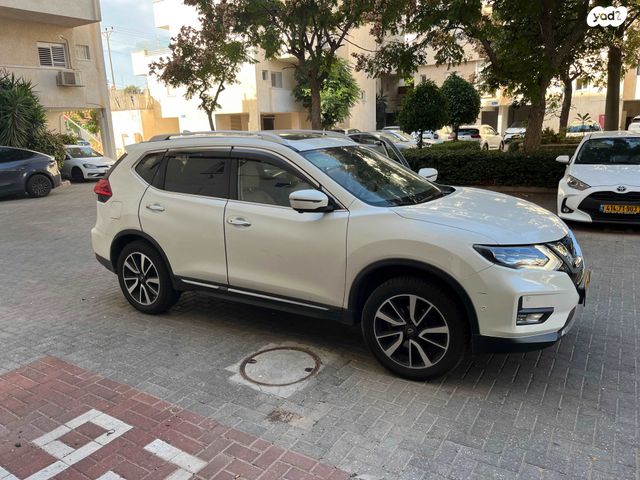 ניסאן אקס טרייל