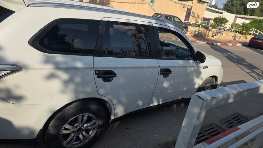 מודעת רכב מיצובישי אאוטלנדר