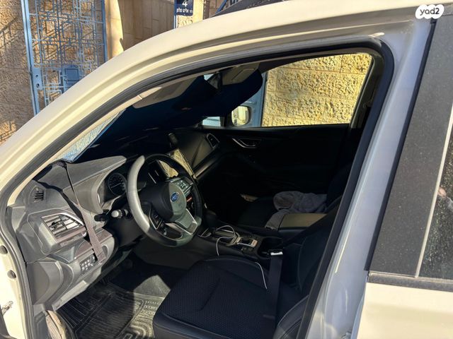 סובארו פורסטר