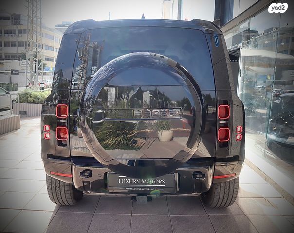 לנד רובר דיפנדר