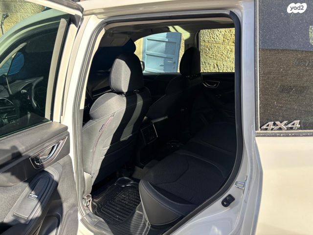 סובארו פורסטר