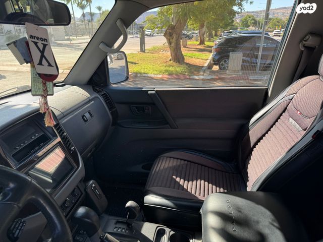 מיצובישי פג'רו