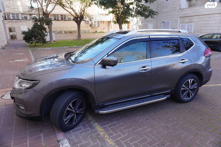 ניסאן אקס טרייל