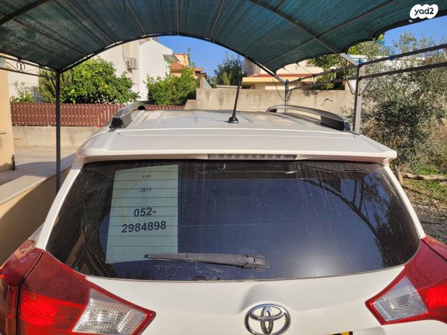 טויוטה RAV4