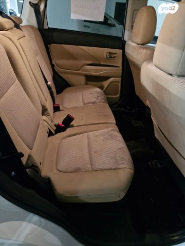 מיצובישי אאוטלנדר