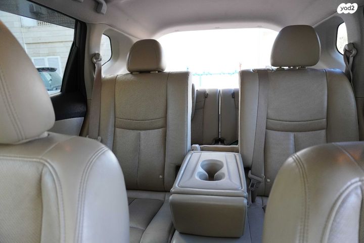 ניסאן אקס טרייל