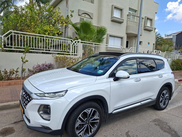 יונדאי סנטה פה