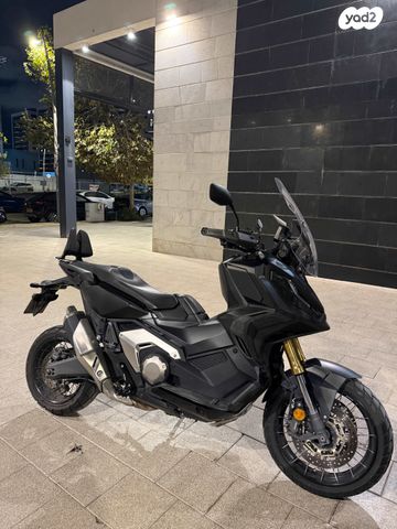 הונדה X-ADV750