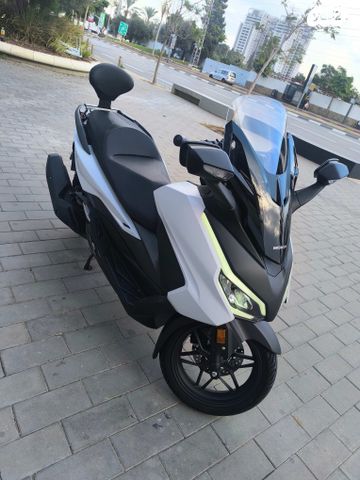 הונדה פורזה 125