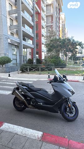 ימאהה Tmax 560