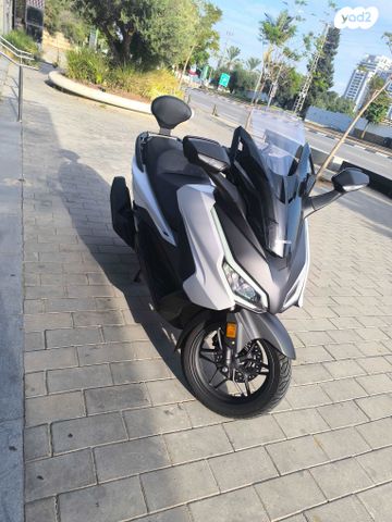 הונדה פורזה 125