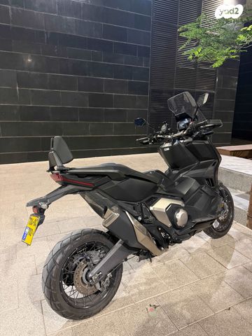 הונדה X-ADV750