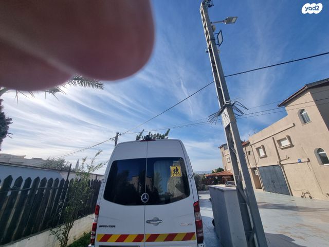 מיניבוסים ורכבי הסעות