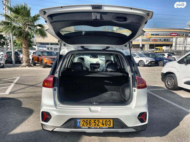 קיה נירו פלוס