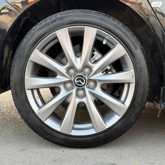 טויוטה יאריס קרוס