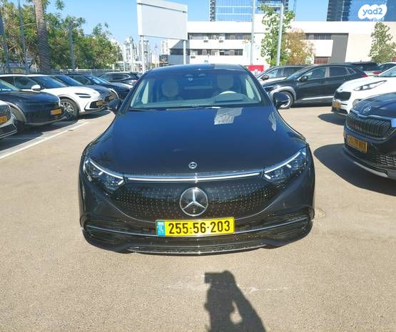 מודעת רכב מרצדס-בנץ EQS