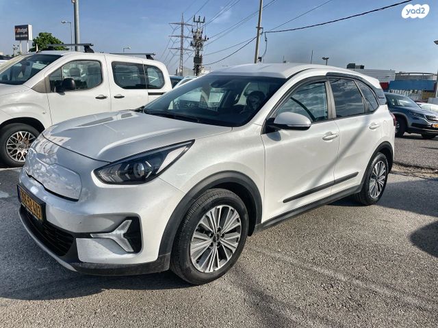 קיה נירו פלוס