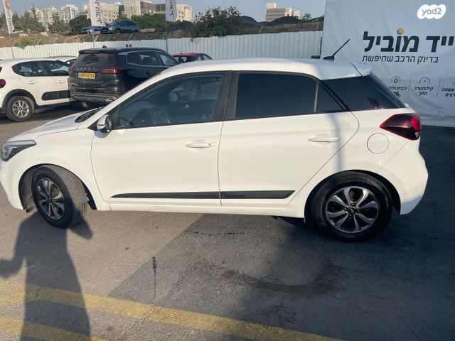 יונדאי i20