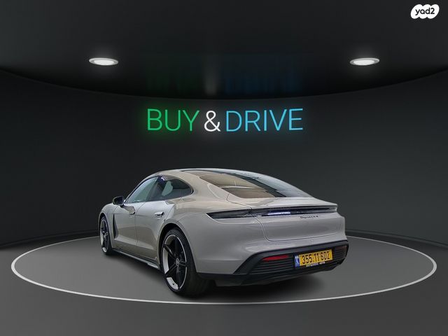 פורשה טייקן