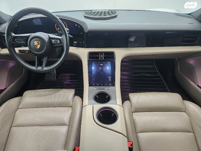 פורשה טייקן