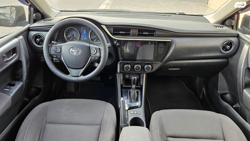 טויוטה קורולה