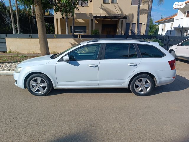 סקודה אוקטביה 