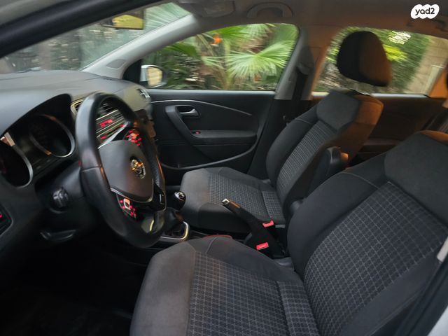 פולקסווגן פולו