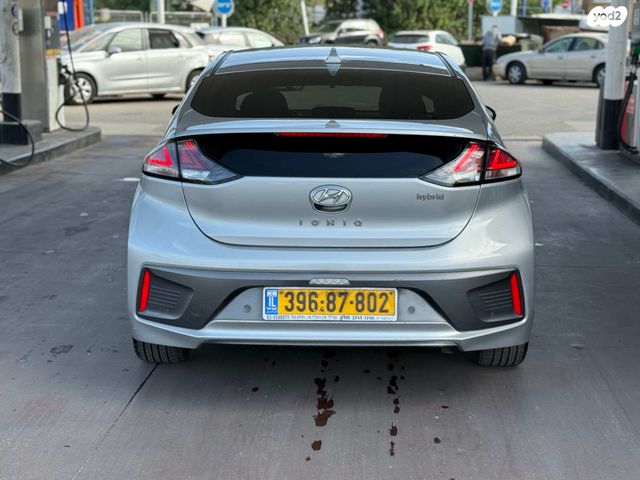 מודעת רכב יונדאי איוניק