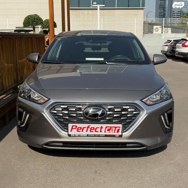 יונדאי איוניק