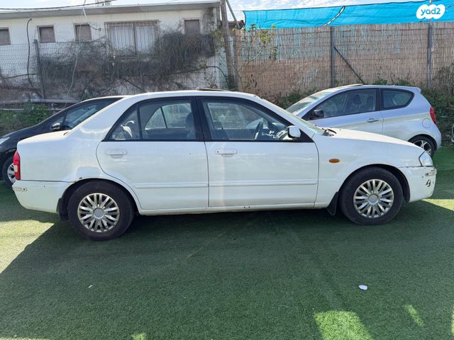 מודעת רכב מאזדה 323