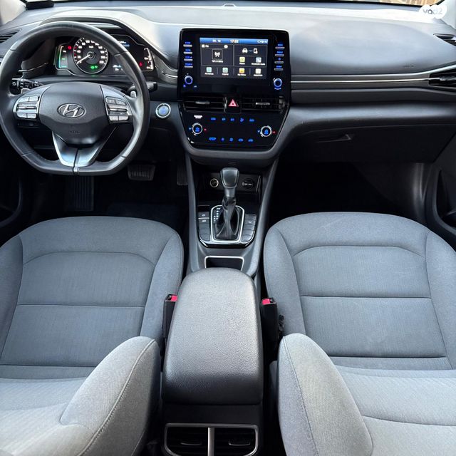 יונדאי איוניק