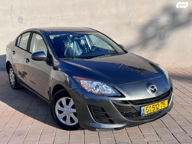 מאזדה 3